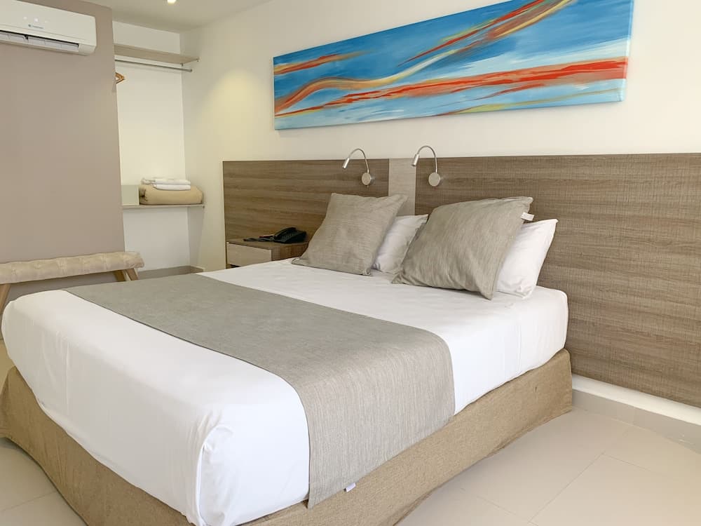 Hotel 1525 By Geh Suites