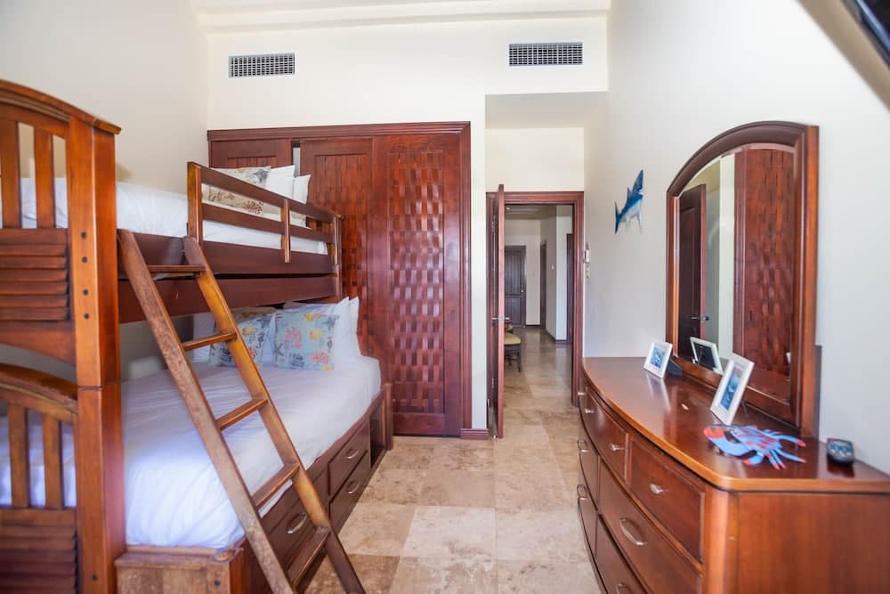 Pristine Bay 1208 3 Bedroom Home by Redawning