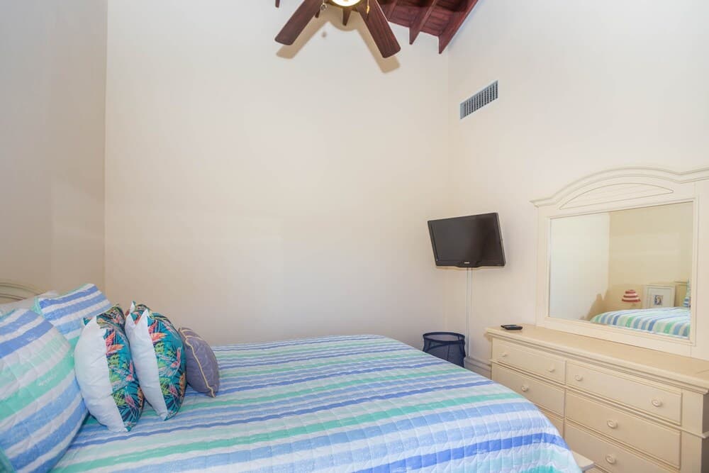 Pristine Bay 1208 3 Bedroom Home by Redawning