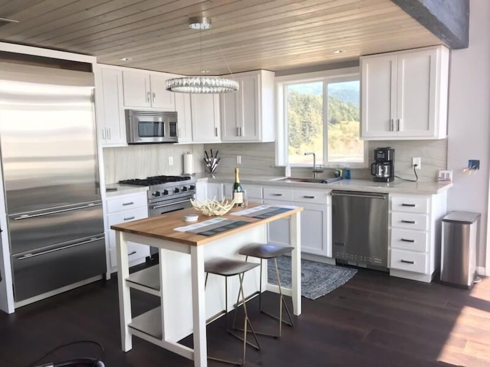 Lookout at Crook Point