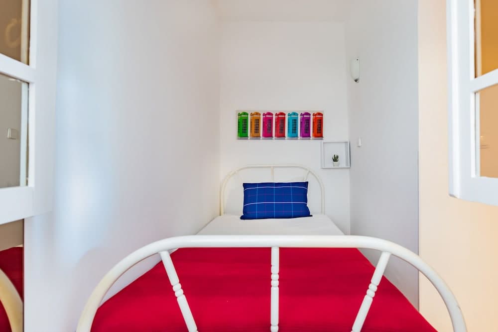 2BR at Chiado Historical Heart of Lisbon