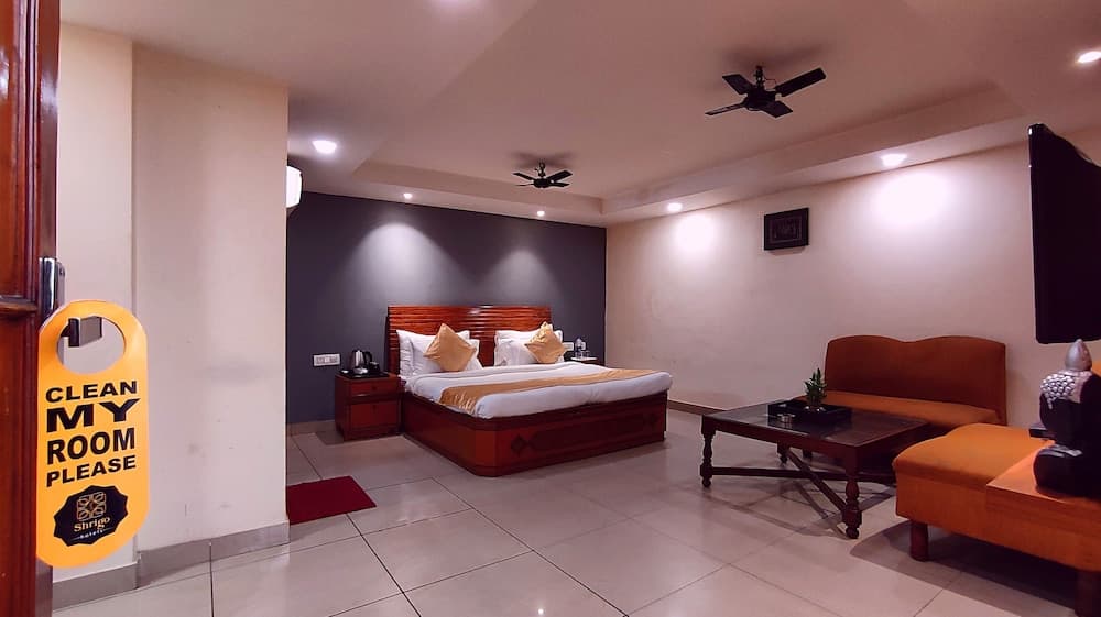 Hotel Mahesh by ShriGo Hotels