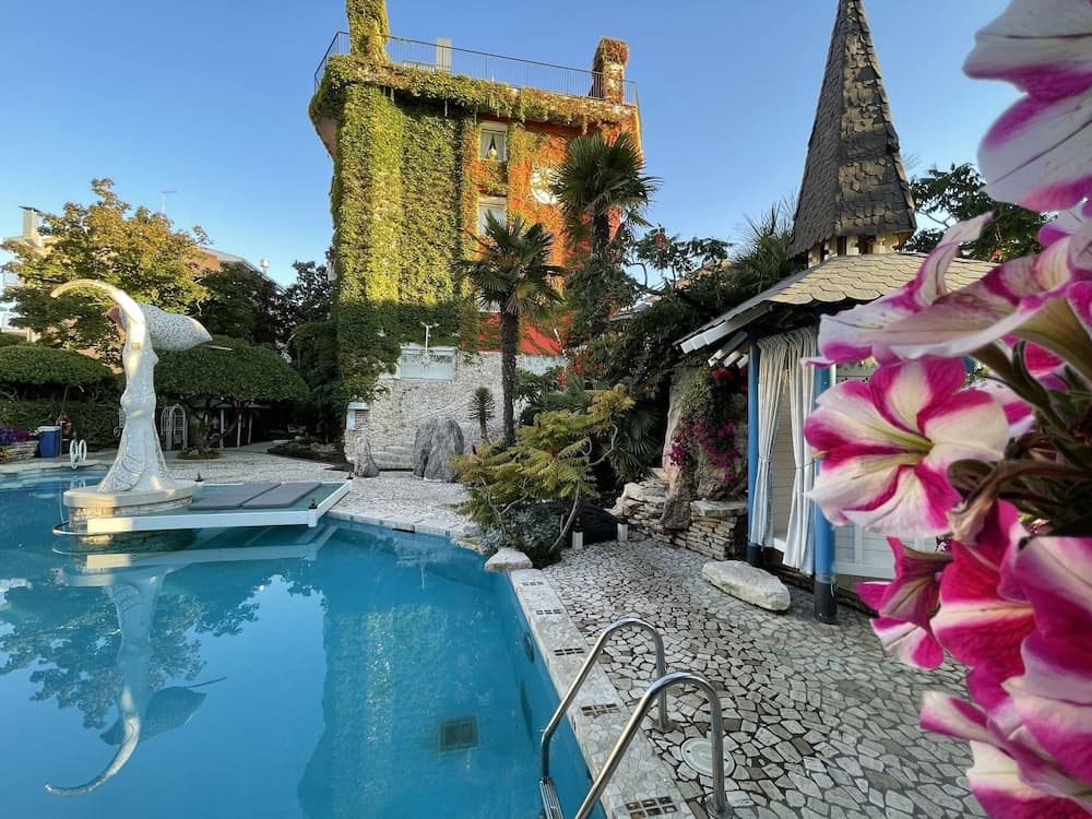 hotel image