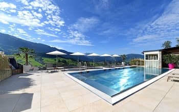 Hotel St. Hubertus Grossdorf e.U.