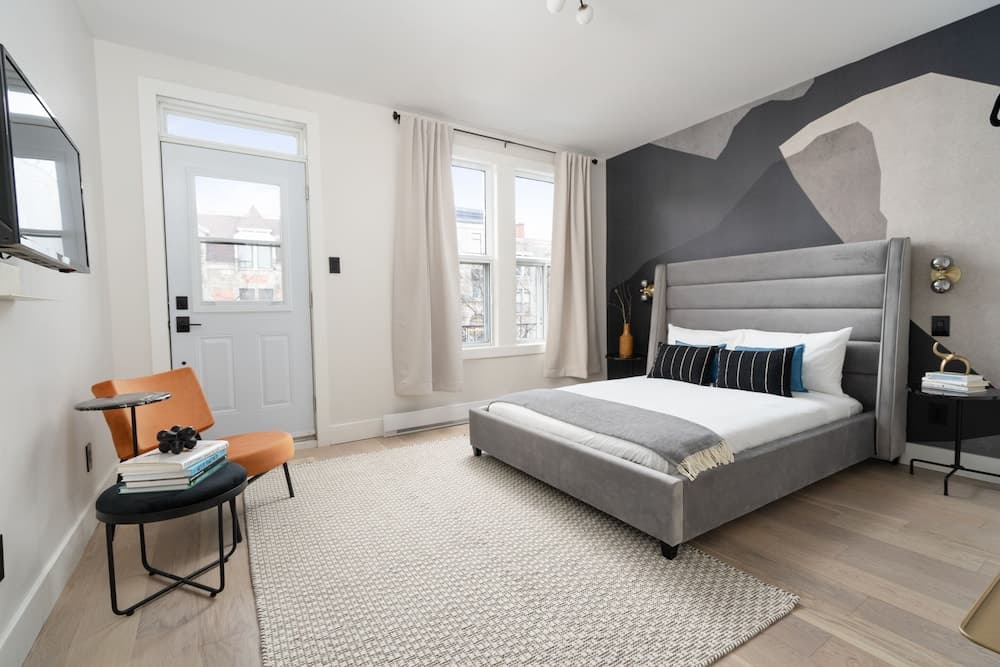 François-Denis Apartments