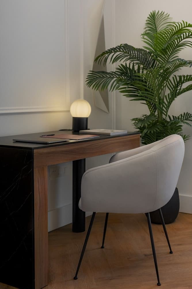 Aparthotel Gran Alameda by Caleta Homes