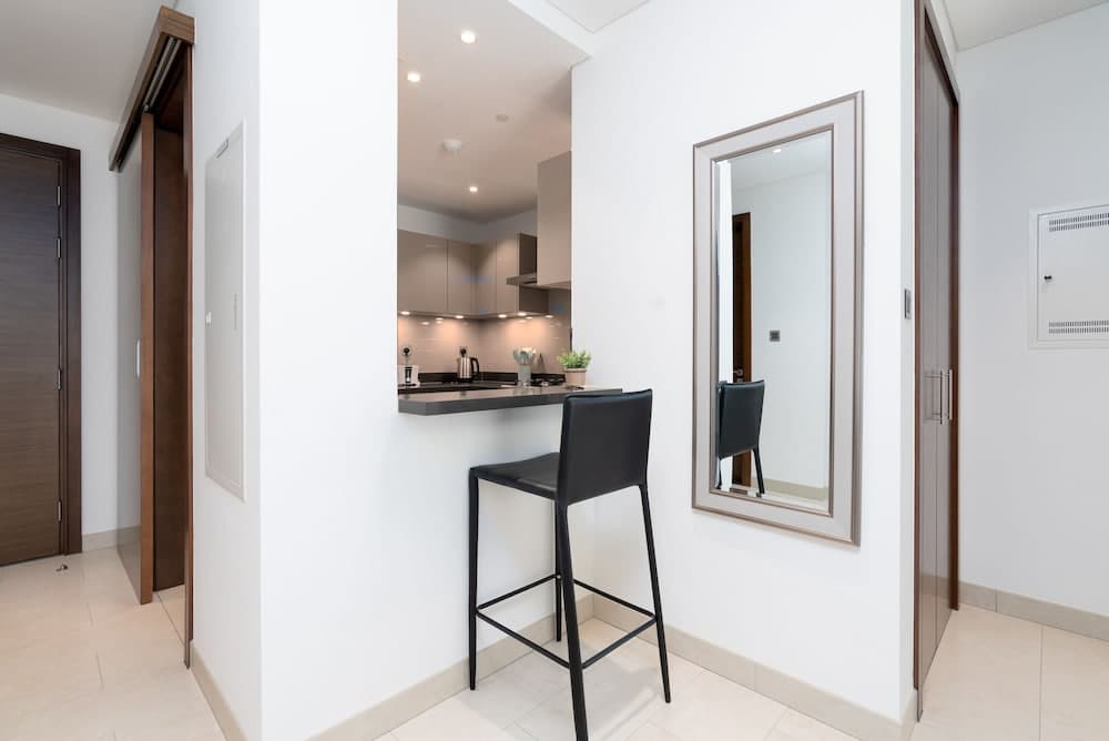 SuperHost - Spacious Apartment With Balcony In Sobha Hartland