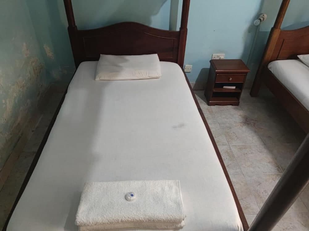 Titanic Hotel - Kilifi