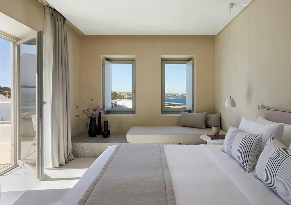 Parocks Luxury Hotel & Spa