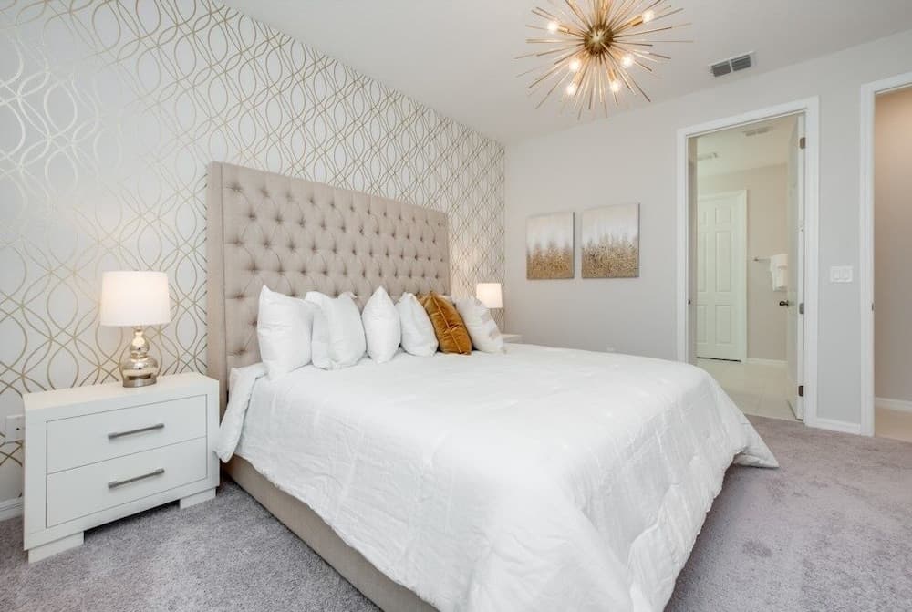 Ultimate 9 Bedroom Windsor At Solara Villa by Redawning