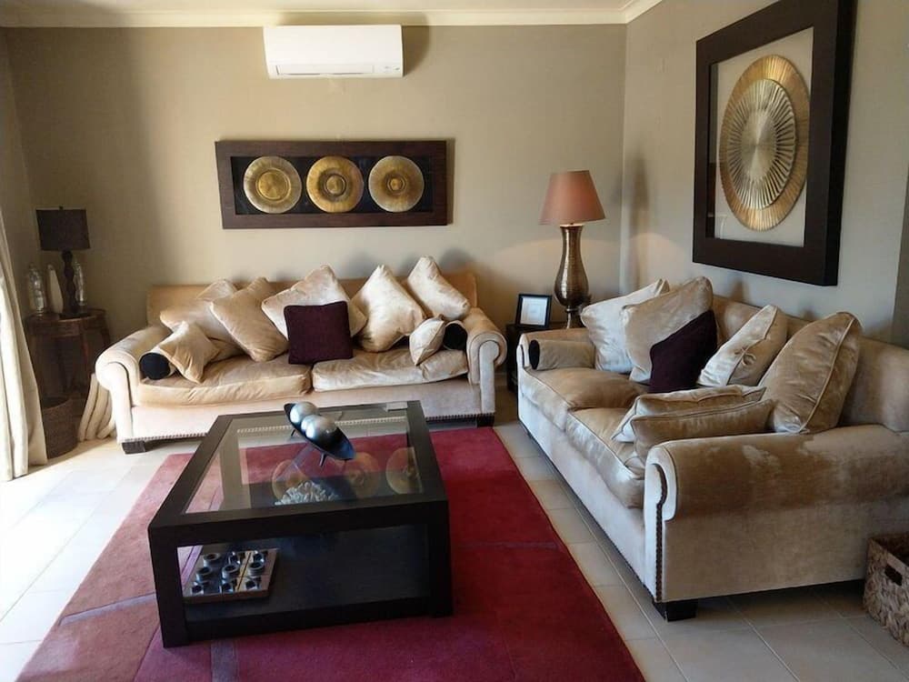 Stunning 3 bed Villa With Pool- Golf & Beach