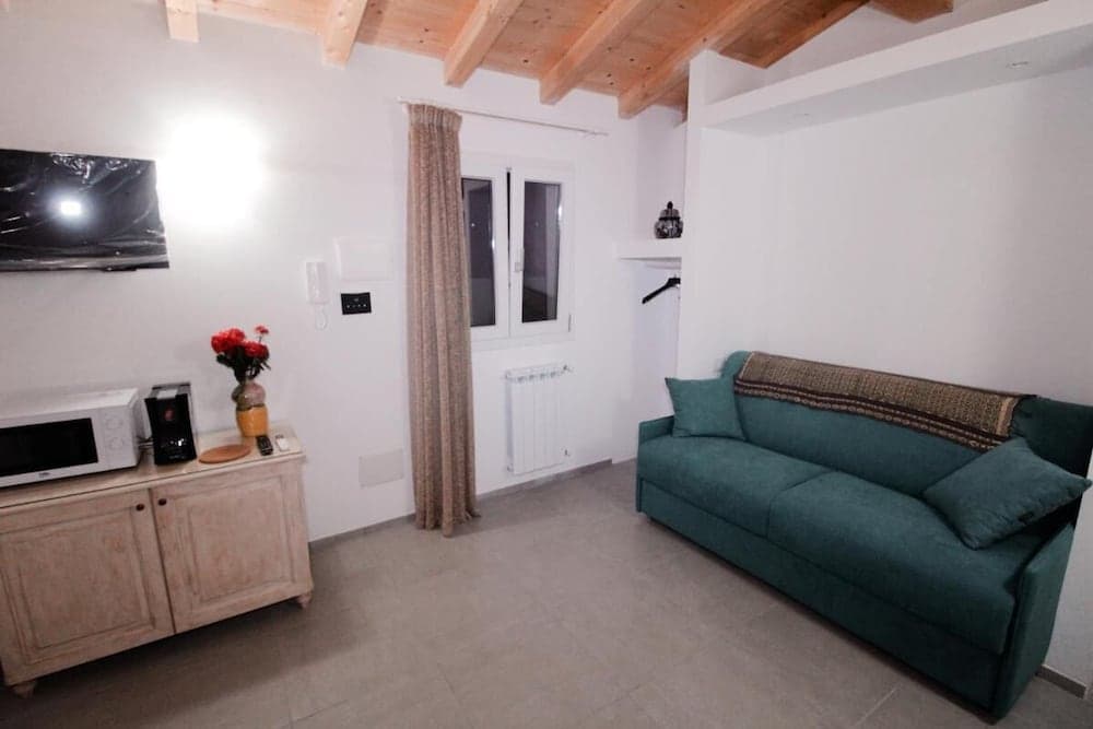 Casetta Excelsior, a Tiny Paradise