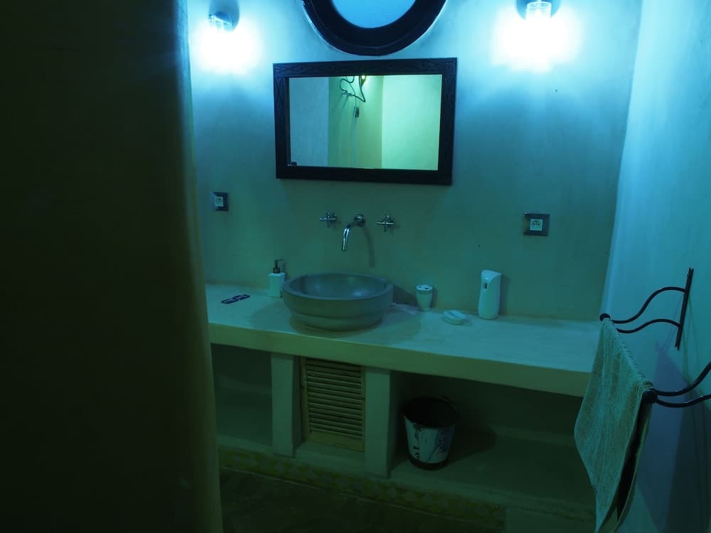 Welcome to Grenadine Town, Double Bedroom Spacious With Swimming Pool