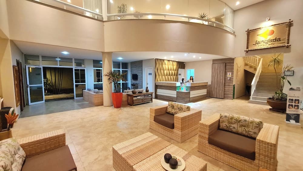 Atlantic Palace Family inn