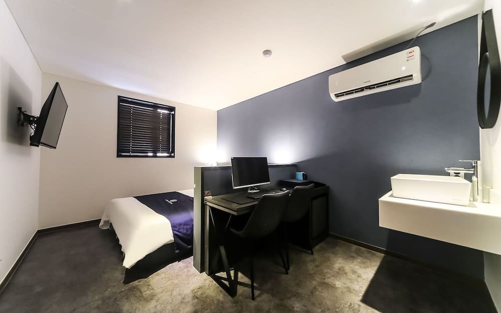 Busan Jaesong-dong Hotel Lrui