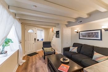 564 1/2 North Judson