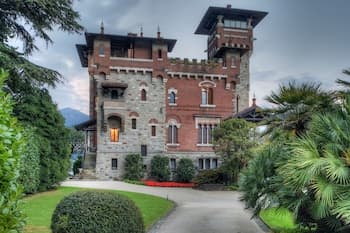 Amazing Aparment Lake Front 1 bed in Acquaseria