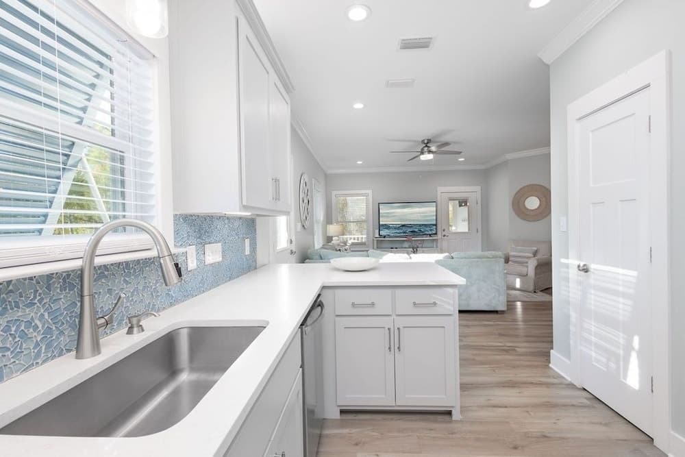 The Rookery Iii 6015 3 Bedroom Cottage by RedAwning