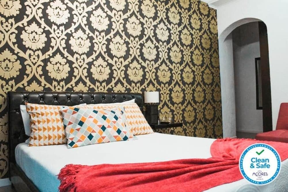 Vintage Place - Azorean Guest House