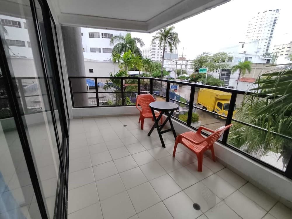 ESTUDIO EN CARTAGENA CERCA AL MAR 201