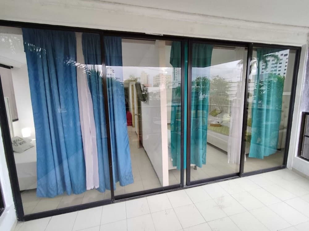 ESTUDIO EN CARTAGENA CERCA AL MAR 201