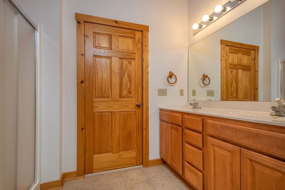 Cedar Shores Villa 09