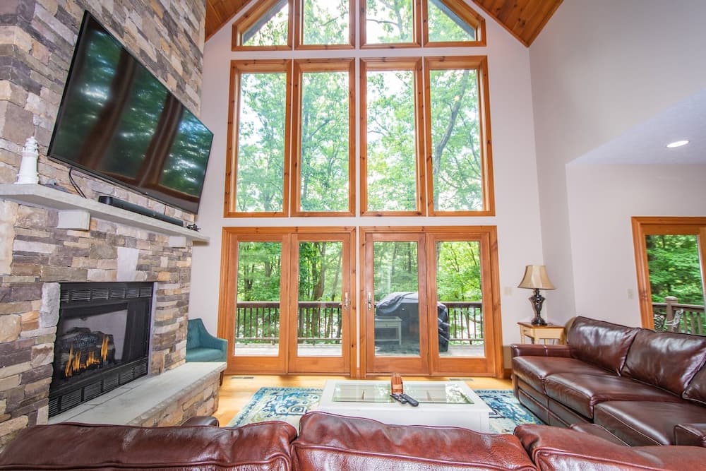 Lakey Mclakehouse by Taylor Made Deep Creek