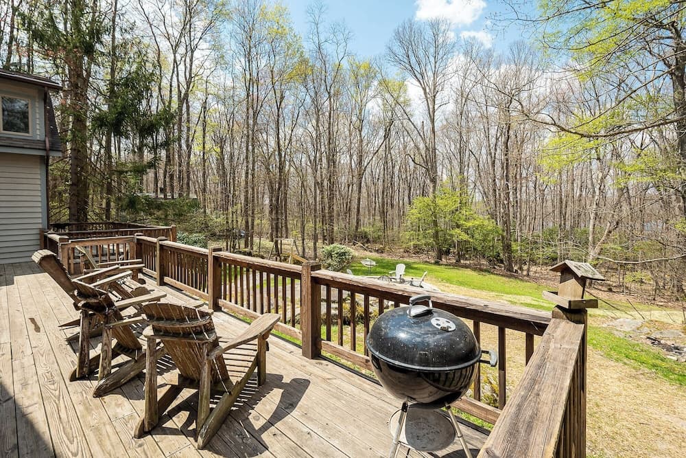 Innisfree by Taylor Made Deep Creek