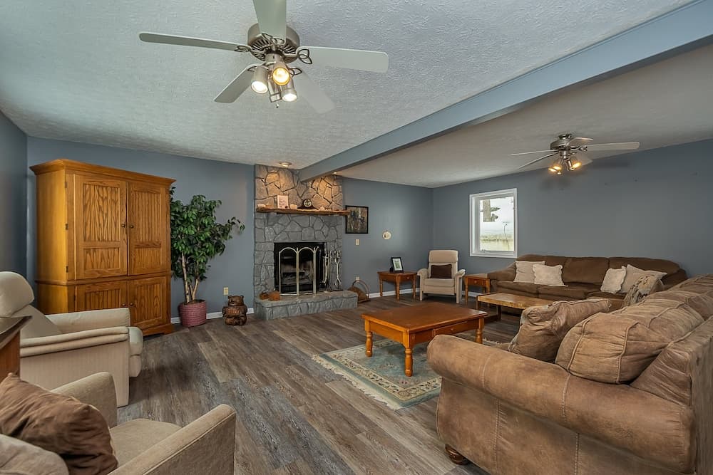 Lake Life HQ by Taylor Made Deep Creek