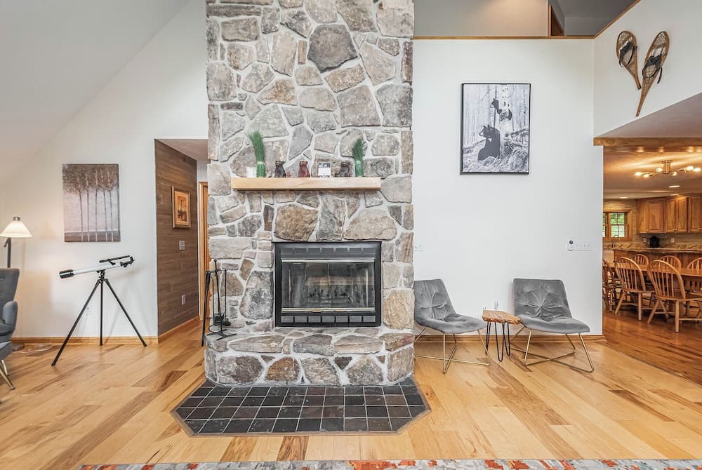 Moon Tower by Taylor Made Deep Creek