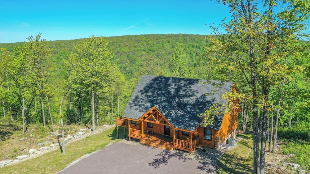 Moonlight Ridge by Taylor Made Deep Creek