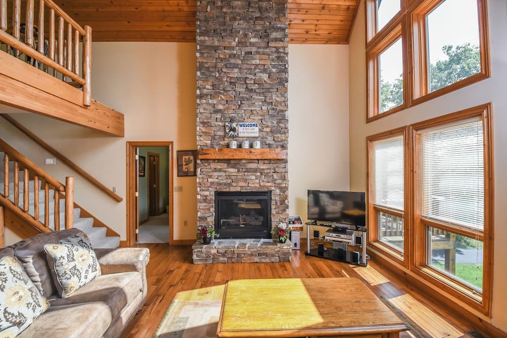 Mountain Top Lodge by Taylor Made Deep Creek