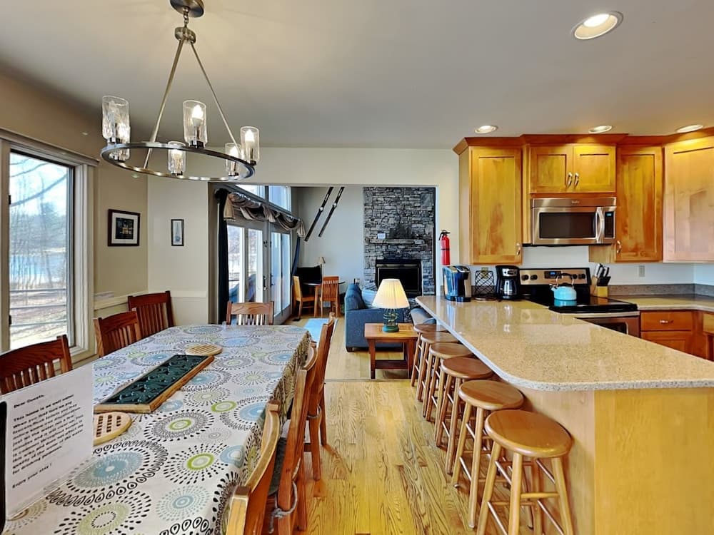 Nature's Retreat by Taylor Made Deep Creek