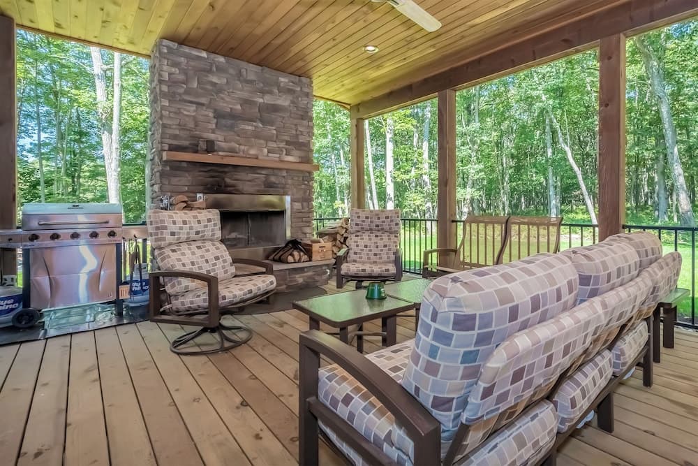 Off the Deep End by Taylor Made Deep Creek