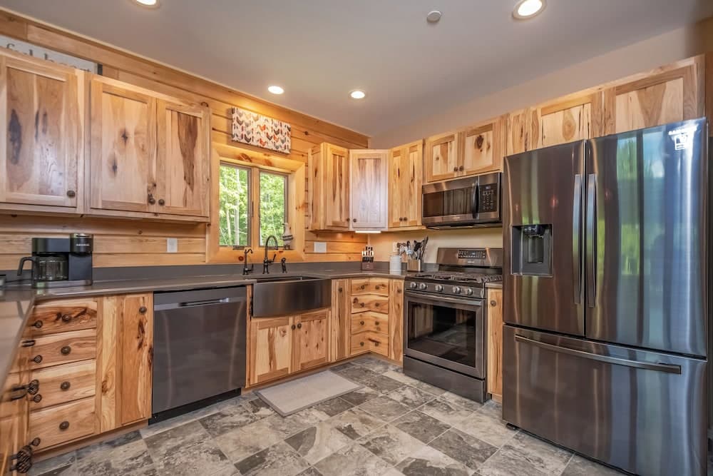 Parhelion Chalet by Taylor Made Deep Creek