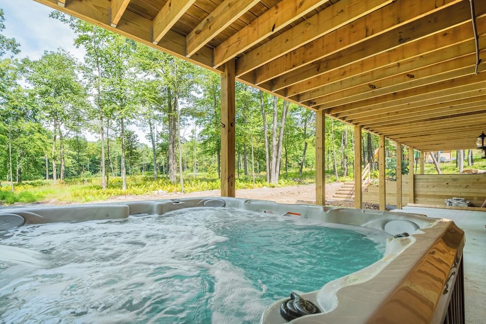 Sawin' Logs by Taylor Made Deep Creek