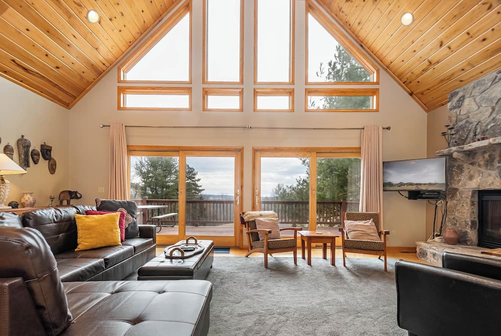 Tarenga House by Taylor Made Deep Creek