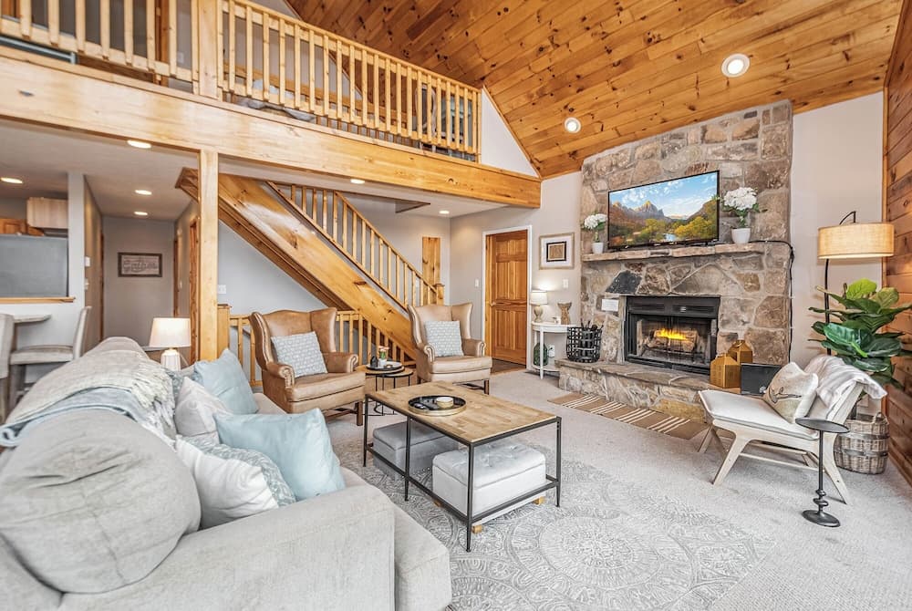 The Quarterdeck by Taylor Made Deep Creek