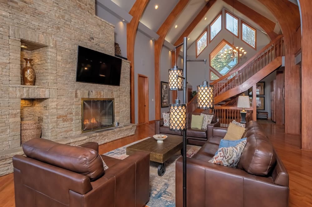 Valhalla by Taylor Made Deep Creek