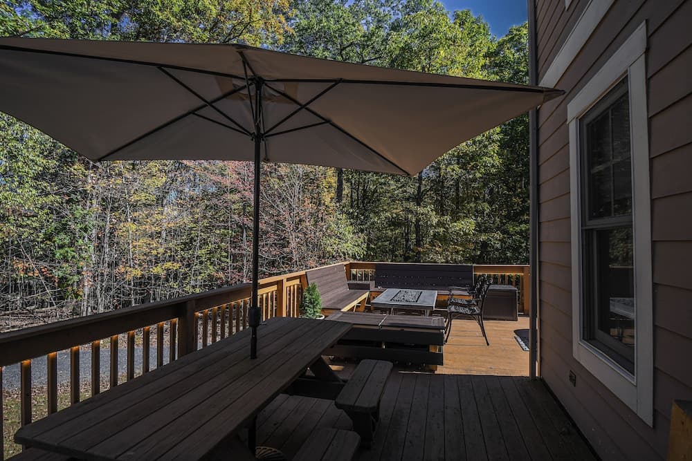 Wine Down by Taylor Made Deep Creek