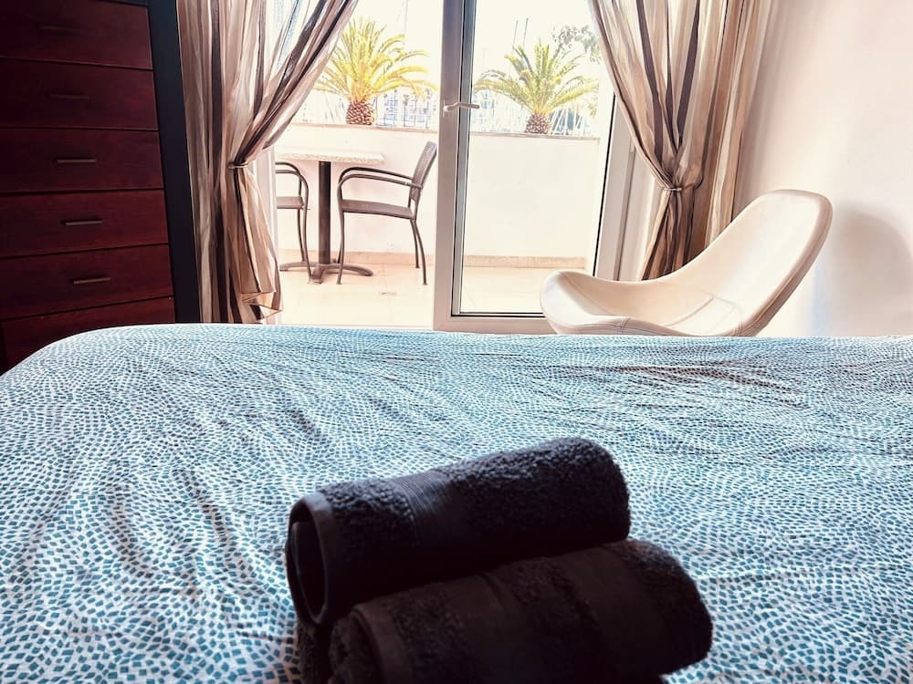 Lagos Marina View Apartment Near Beaches and Shops