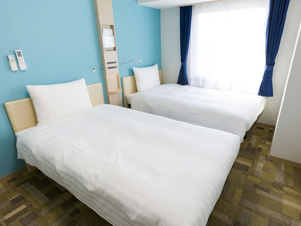 Toyoko Inn Tozai-sen Kiba-eki