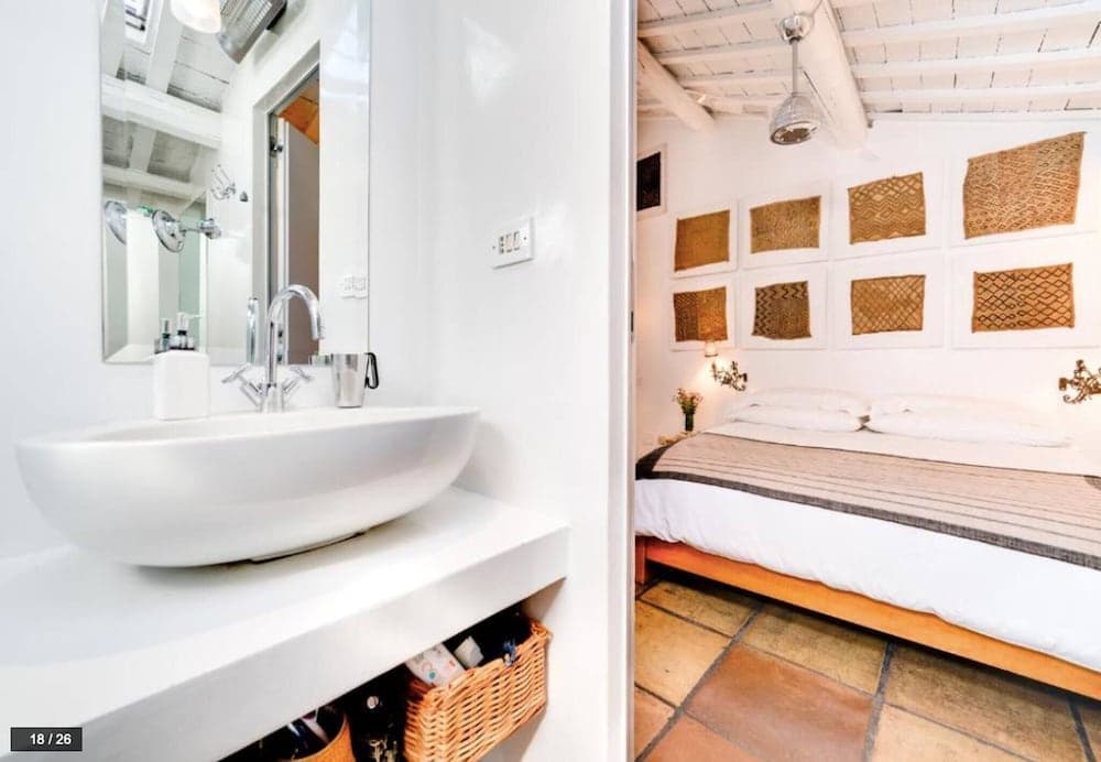 Luxury Art Apartment In Trastevere With Terrace