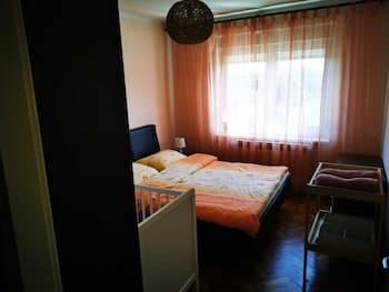 Apartment Sandra - Dubovac, 1,7 km From Centre