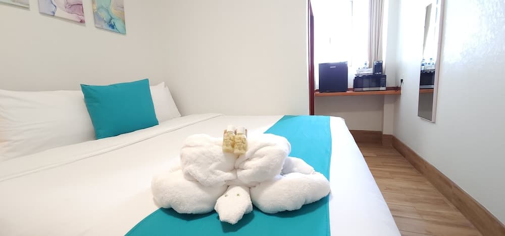 Voyager Sun & Reef Hotel