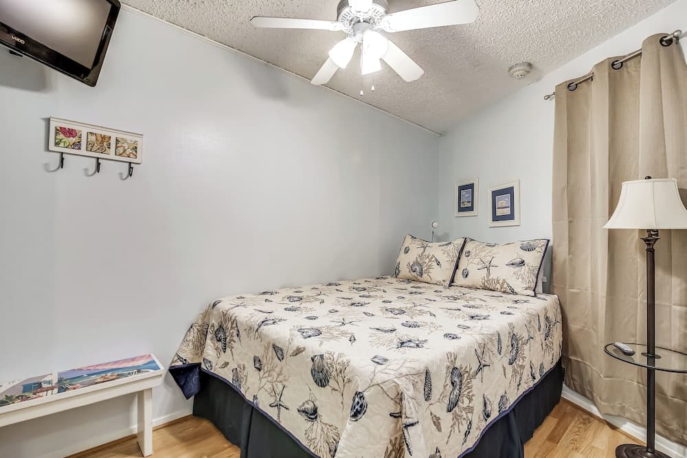 Saltwater Paradise by Ryson Vacation Rentals