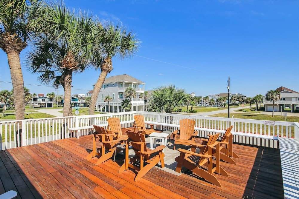 Casa Rosa West by Ryson Vacation Rentals