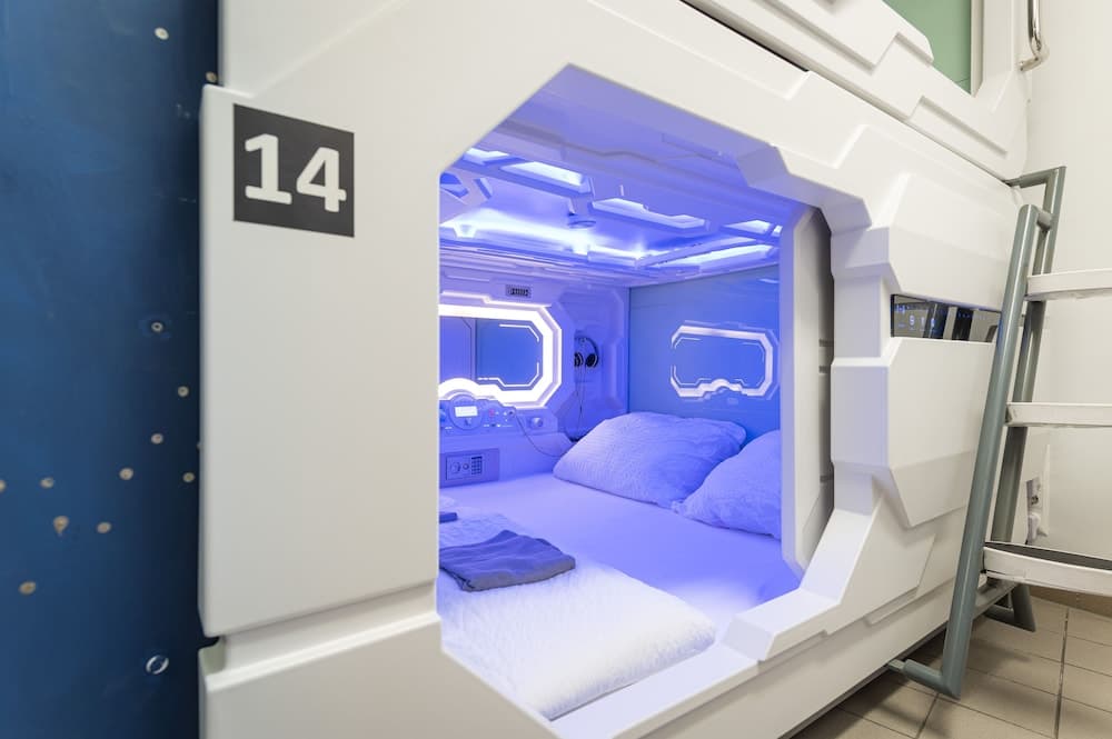 Space Homes Hostel - Inner City