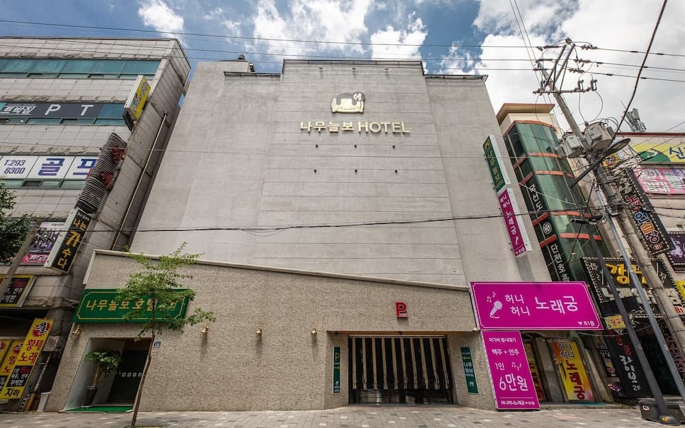 hotel image