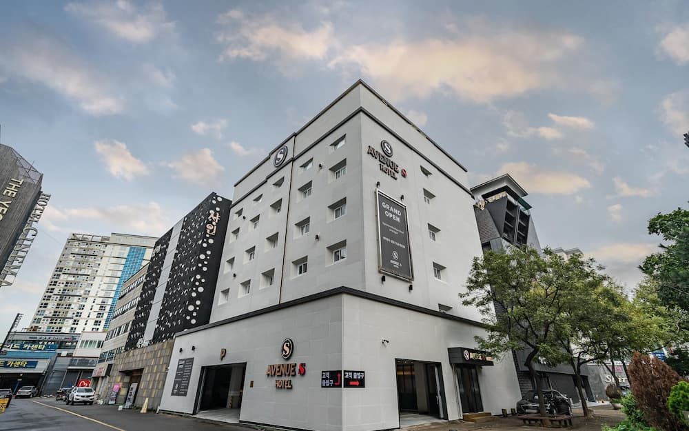 hotel image